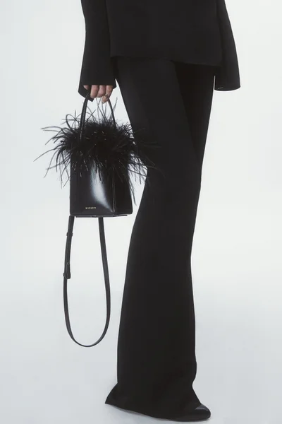Look 17